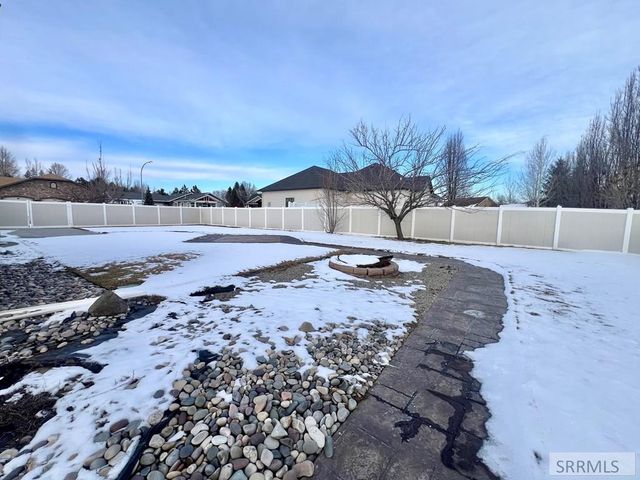 1476 Taia Place, Idaho Falls, ID 83402