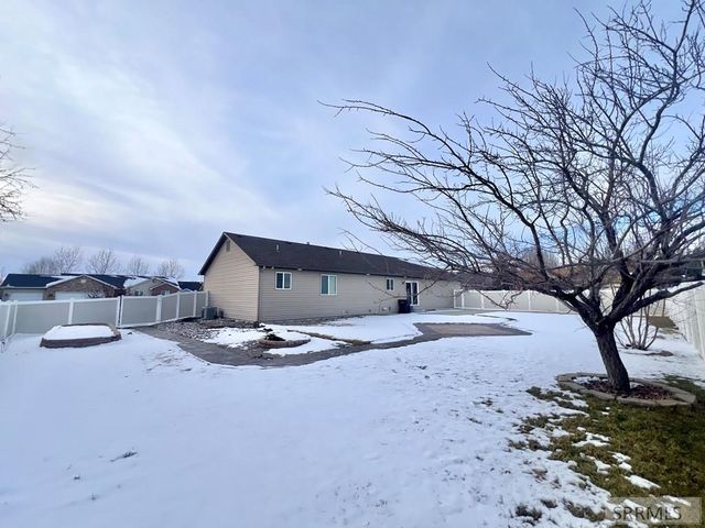 1476 Taia Place, Idaho Falls, ID 83402