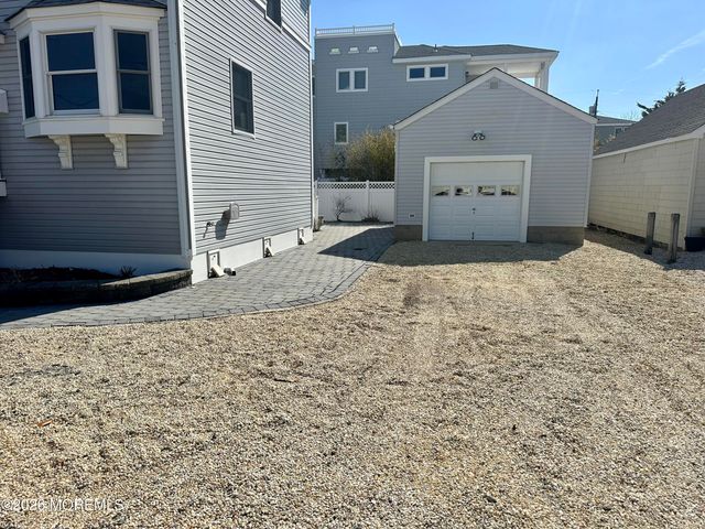 5 Windward Road, Long Beach Twp, NJ 08008