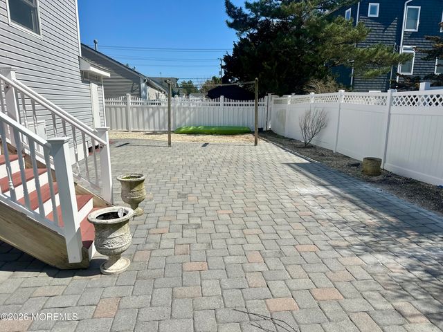 5 Windward Road, Long Beach Twp, NJ 08008