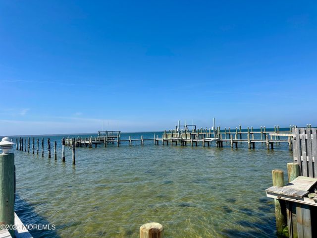 5 Windward Road, Long Beach Twp, NJ 08008