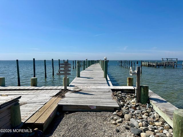 5 Windward Road, Long Beach Twp, NJ 08008