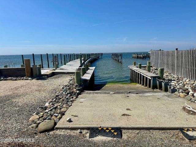 5 Windward Road, Long Beach Twp, NJ 08008