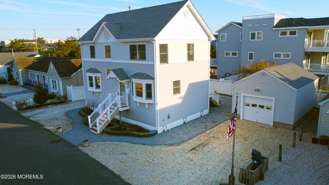 5 Windward Road, Long Beach Twp, NJ 08008