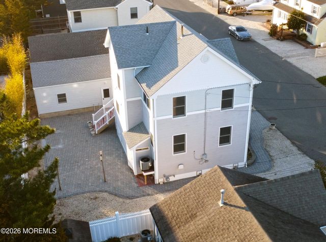 5 Windward Road, Long Beach Twp, NJ 08008