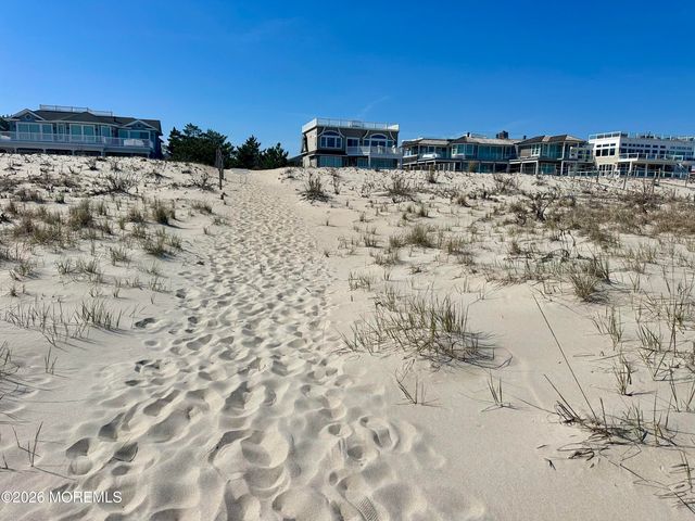 5 Windward Road, Long Beach Twp, NJ 08008