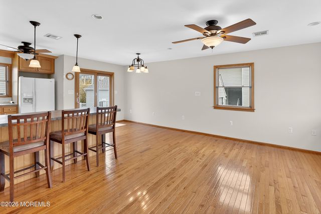 5 Windward Road, Long Beach Twp, NJ 08008