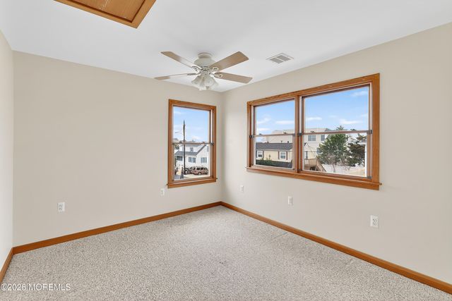 5 Windward Road, Long Beach Twp, NJ 08008