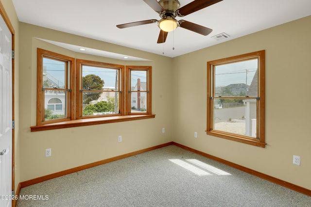 5 Windward Road, Long Beach Twp, NJ 08008