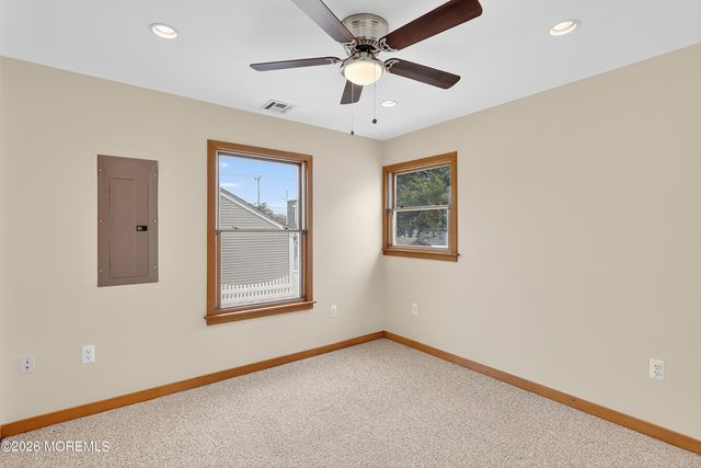 5 Windward Road, Long Beach Twp, NJ 08008
