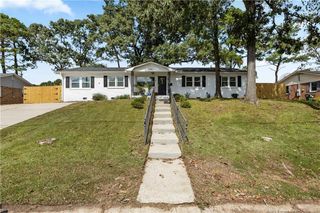 3252 Barksdale Road, Fayetteville, NC 28301