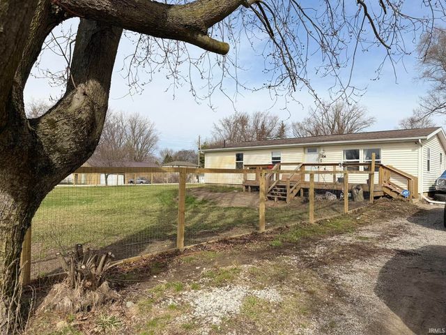 106 EMS B6 Lane, Leesburg, IN 46538