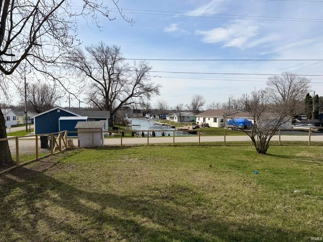 106 EMS B6 Lane, Leesburg, IN 46538