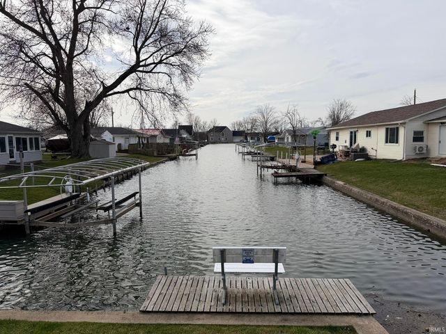 106 EMS B6 Lane, Leesburg, IN 46538