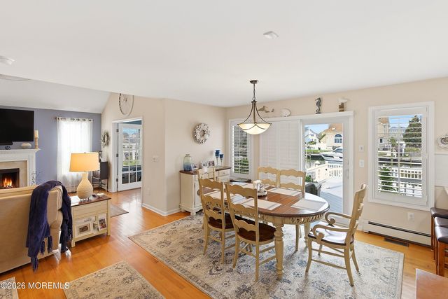 14 Toppinglift Drive, Bayville, NJ 08721