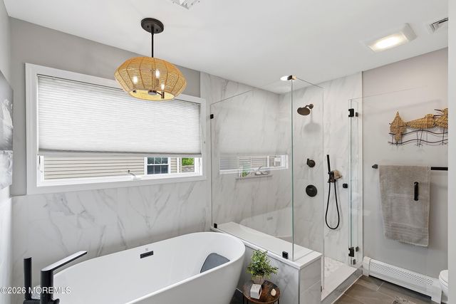 14 Toppinglift Drive, Bayville, NJ 08721