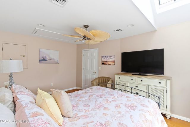 14 Toppinglift Drive, Bayville, NJ 08721