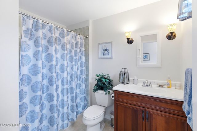 14 Toppinglift Drive, Bayville, NJ 08721