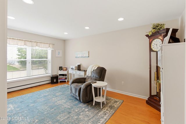 14 Toppinglift Drive, Bayville, NJ 08721