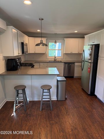 38 Dix Street, New Brunswick, NJ 08901