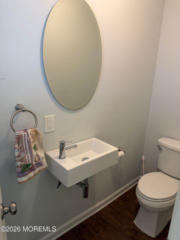 38 Dix Street, New Brunswick, NJ 08901