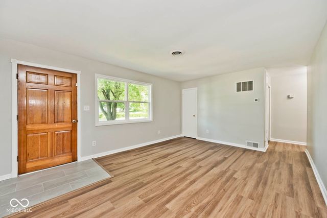 975 Rolling Hill Road, Greenwood, IN 46142