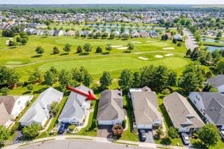 12 Dunrovin Court, Manchester, NJ 08759