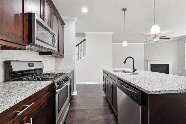 5520 Warmstone Lane, Suwanee, GA 30024