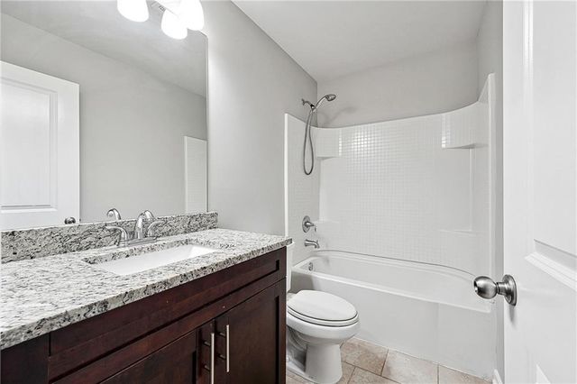 5520 Warmstone Lane, Suwanee, GA 30024