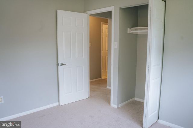 818 BOBBY RD, Baltimore, MD 21228