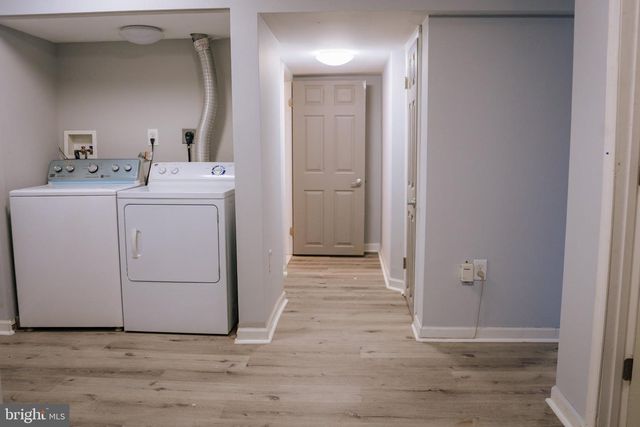 818 BOBBY RD, Baltimore, MD 21228