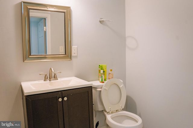 818 BOBBY RD, Baltimore, MD 21228