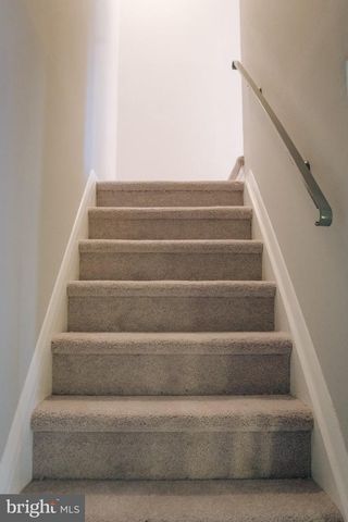 818 BOBBY RD, Baltimore, MD 21228
