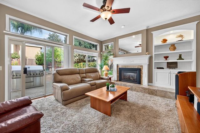 177 Dulverton Cir, Folsom, CA 95630