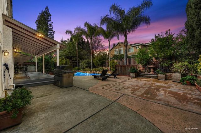 177 Dulverton Cir, Folsom, CA 95630