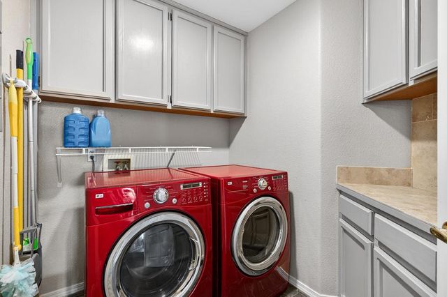 177 Dulverton Cir, Folsom, CA 95630