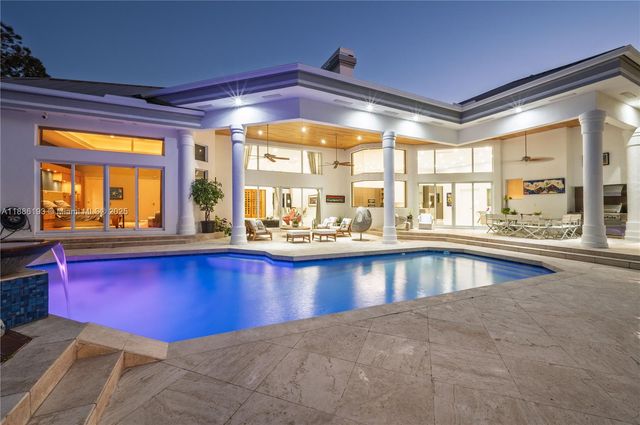 3425 Saddlebrook Ln, Weston, FL 33331