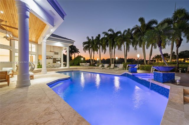 3425 Saddlebrook Ln, Weston, FL 33331