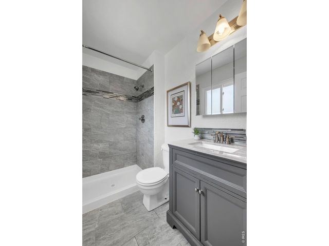 9160 Carr Ct, Westminster, CO 80021