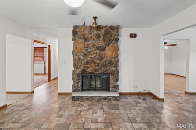 217 Hall Point, Fairview Heights, IL 62208