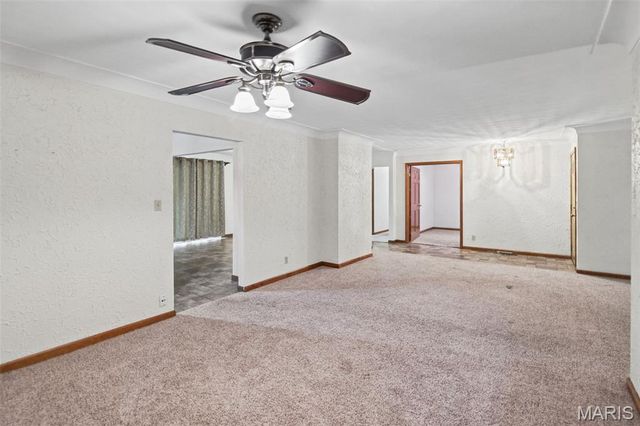 217 Hall Point, Fairview Heights, IL 62208