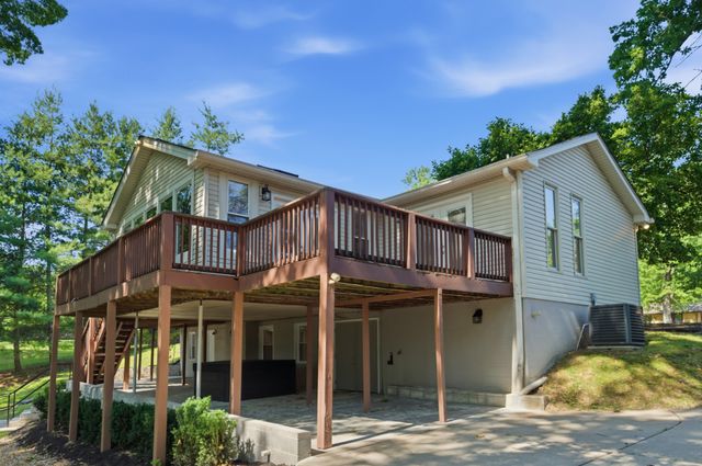 224 Sunset Island Trl, Gallatin, TN 37066