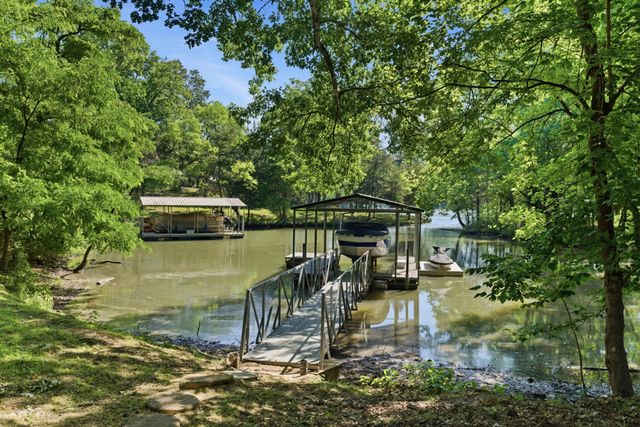 224 Sunset Island Trl, Gallatin, TN 37066
