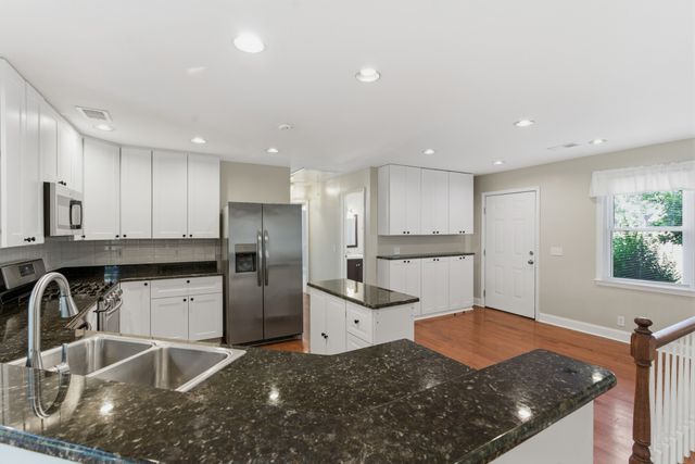 224 Sunset Island Trl, Gallatin, TN 37066