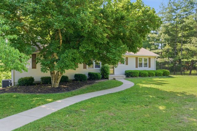 224 Sunset Island Trl, Gallatin, TN 37066
