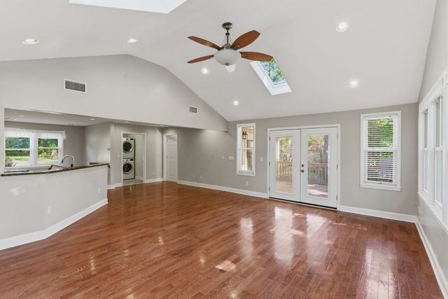 224 Sunset Island Trl, Gallatin, TN 37066