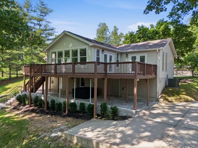 224 Sunset Island Trl, Gallatin, TN 37066