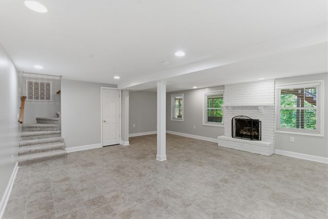 224 Sunset Island Trl, Gallatin, TN 37066