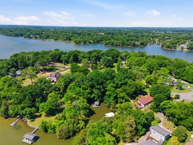 224 Sunset Island Trl, Gallatin, TN 37066
