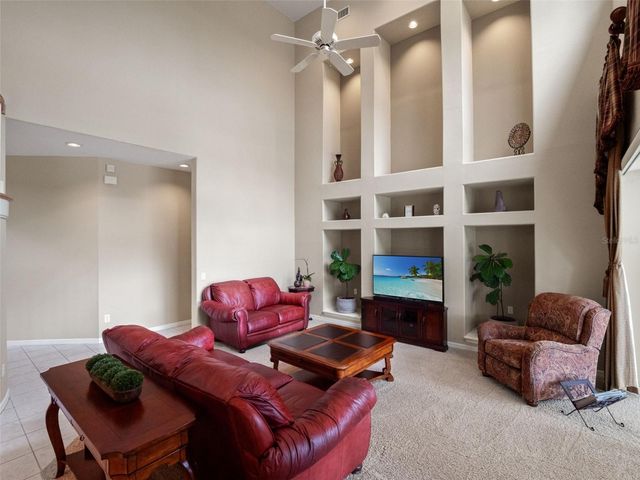 17422 HEATHER OAKS PLACE, Tampa, FL 33647